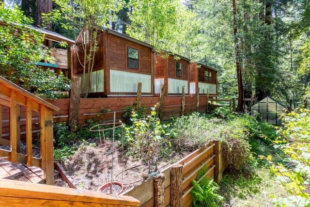 414 Hiawatha Road, Boulder Creek, CA 95006