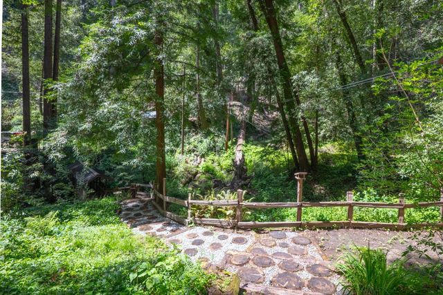 414 Hiawatha Road, Boulder Creek, CA 95006