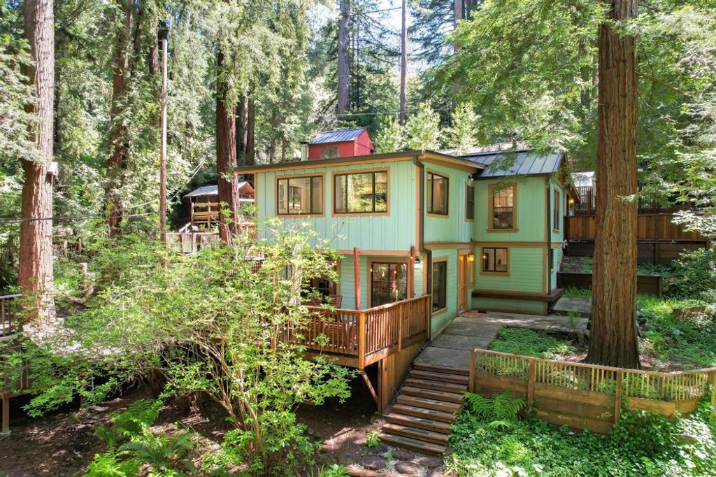 414 Hiawatha Road, Boulder Creek, CA 95006