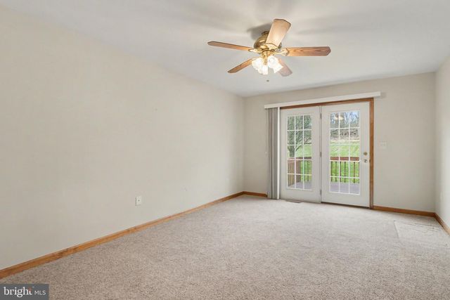 18 KENGREY DRIVE, Carlisle, PA 17015