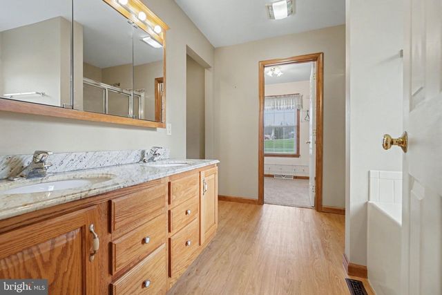 18 KENGREY DRIVE, Carlisle, PA 17015