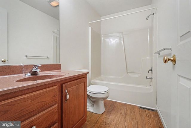 18 KENGREY DRIVE, Carlisle, PA 17015