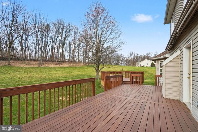 18 KENGREY DRIVE, Carlisle, PA 17015