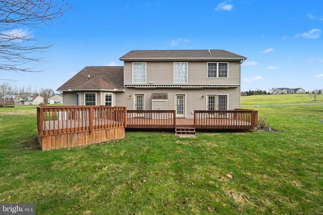 18 KENGREY DRIVE, Carlisle, PA 17015