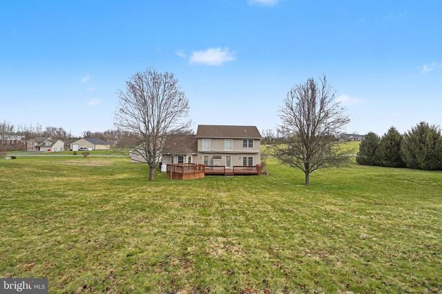 18 KENGREY DRIVE, Carlisle, PA 17015