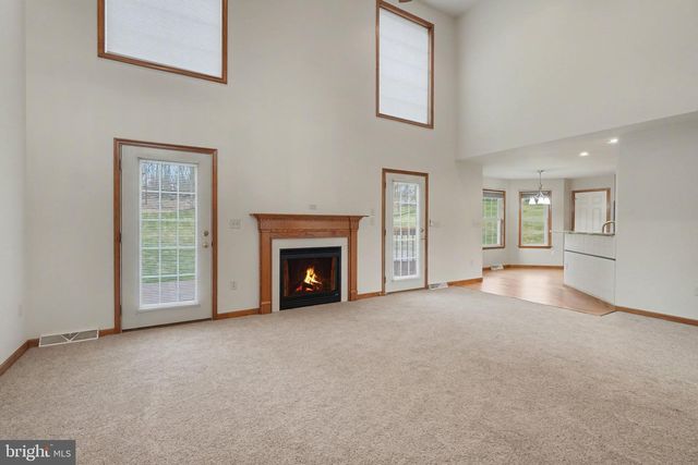 18 KENGREY DRIVE, Carlisle, PA 17015