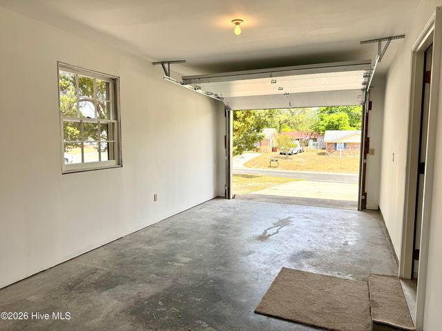225 Angel Island Road, Wilmington, NC 28412