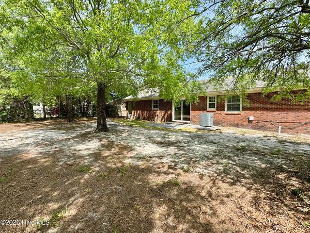 225 Angel Island Road, Wilmington, NC 28412