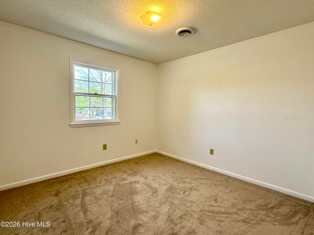 225 Angel Island Road, Wilmington, NC 28412