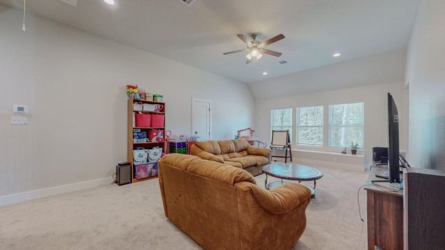 17475 Reserve Drive, Beaumont, TX 77713