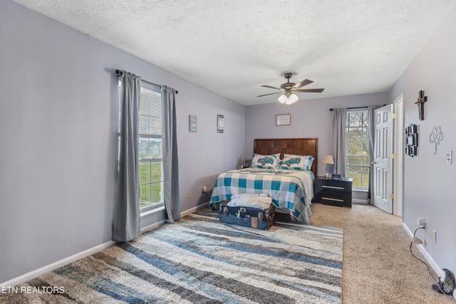 925 Oak Grove Rd, Madisonville, TN 37354