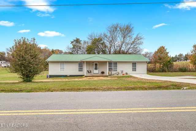 925 Oak Grove Rd, Madisonville, TN 37354