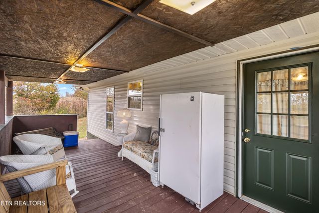 925 Oak Grove Rd, Madisonville, TN 37354