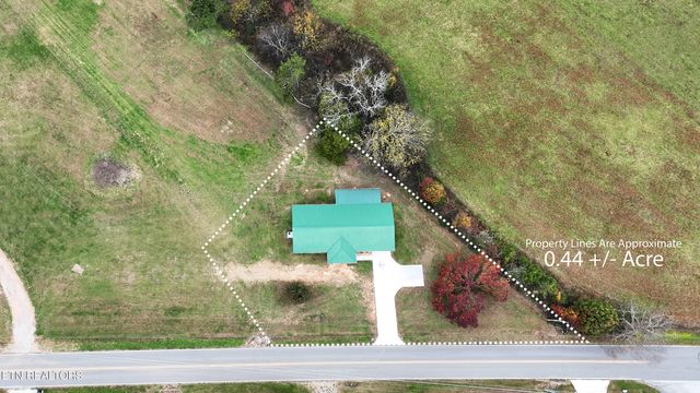 925 Oak Grove Rd, Madisonville, TN 37354