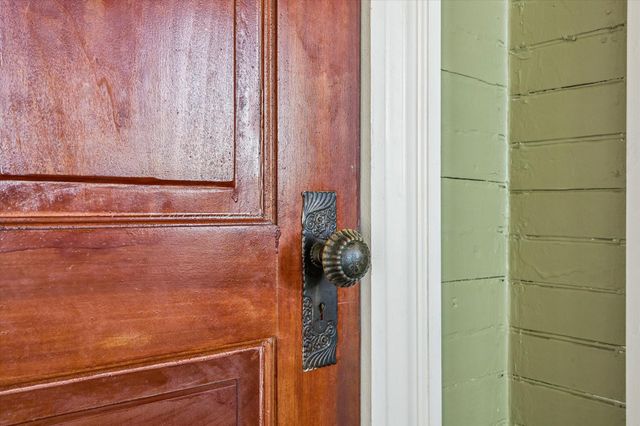 2102 Avenue P, Galveston, TX 77550