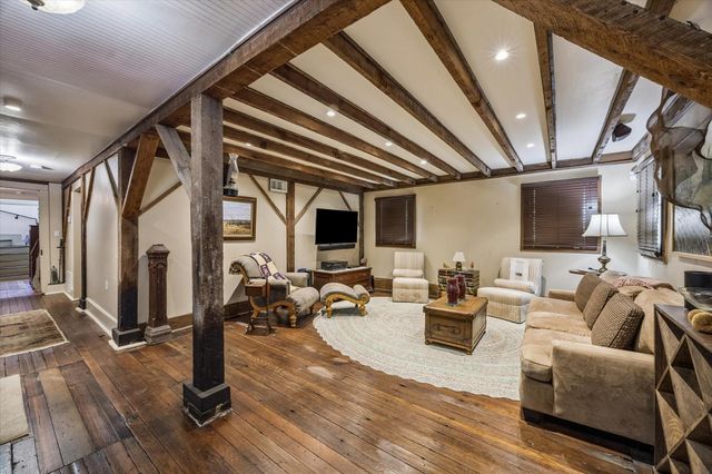 2102 Avenue P, Galveston, TX 77550