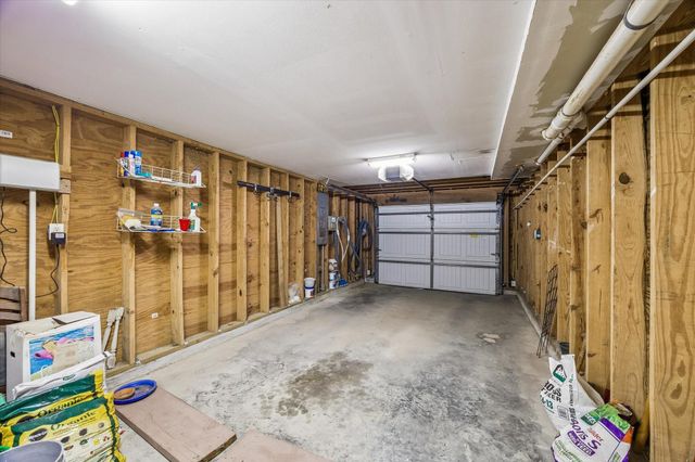 2102 Avenue P, Galveston, TX 77550