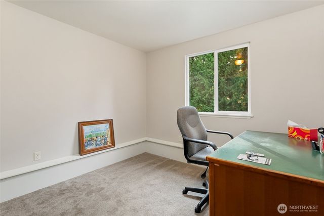 9228 49th Avenue W, Mukilteo, WA 98275