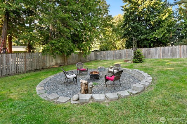9228 49th Avenue W, Mukilteo, WA 98275