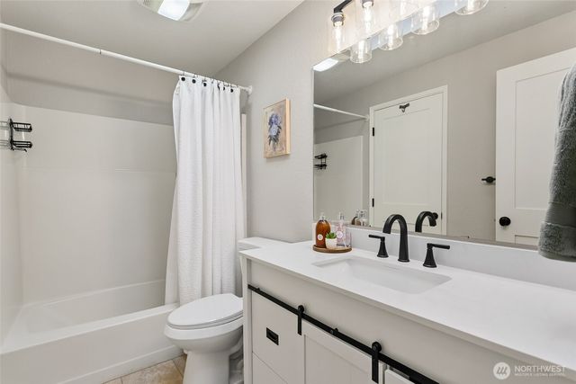 9228 49th Avenue W, Mukilteo, WA 98275