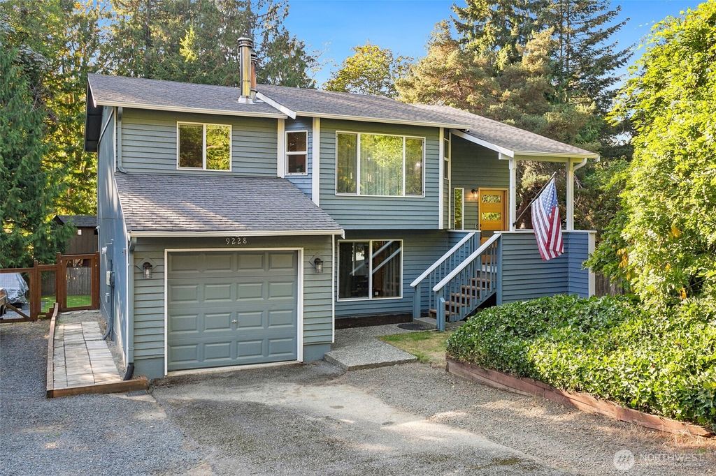 9228 49th Avenue W, Mukilteo, WA 98275