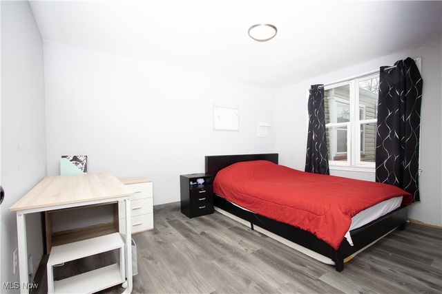 3303 Ingleside Drive, Parma, OH 44134