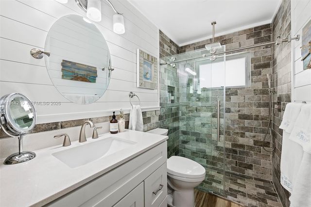 406 SE 4th Ter, Dania Beach, FL 33004