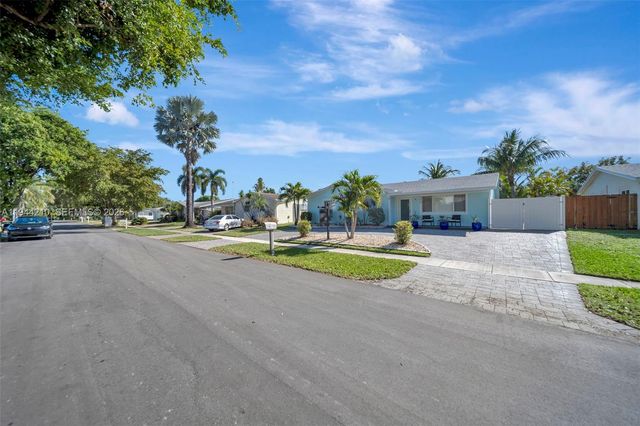 406 SE 4th Ter, Dania Beach, FL 33004