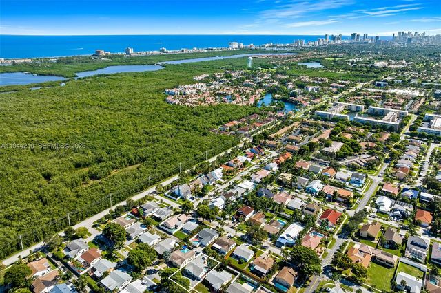 406 SE 4th Ter, Dania Beach, FL 33004