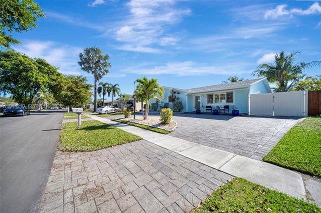 406 SE 4th Ter, Dania Beach, FL 33004