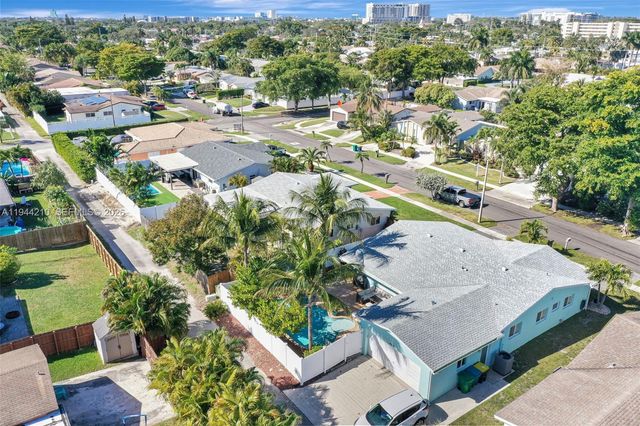 406 SE 4th Ter, Dania Beach, FL 33004