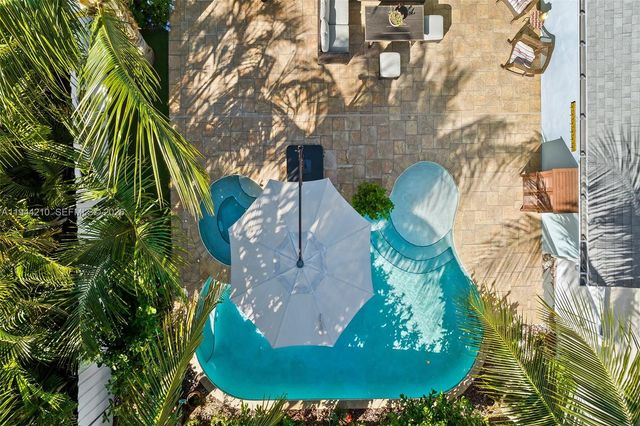 406 SE 4th Ter, Dania Beach, FL 33004