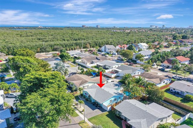 406 SE 4th Ter, Dania Beach, FL 33004