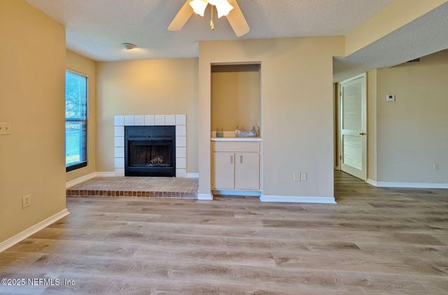 10200 BELLE RIVE Boulevard 71, Jacksonville, FL 32256