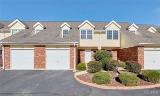 355 Windsor Place, St Peters, MO 63376