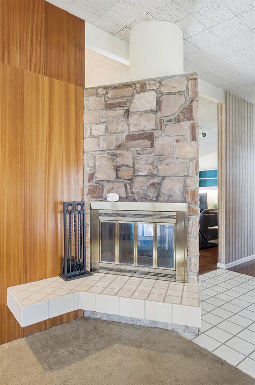 Image 14 of property listing at 5208 Greenbrier Avenue, Bakersfield, CA 93306