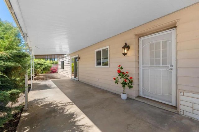 2250 N Broadway SPC 4, Escondido, CA 92026