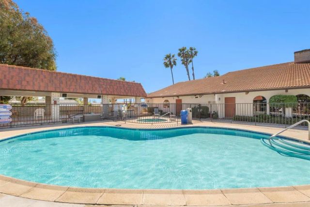 2250 N Broadway SPC 4, Escondido, CA 92026