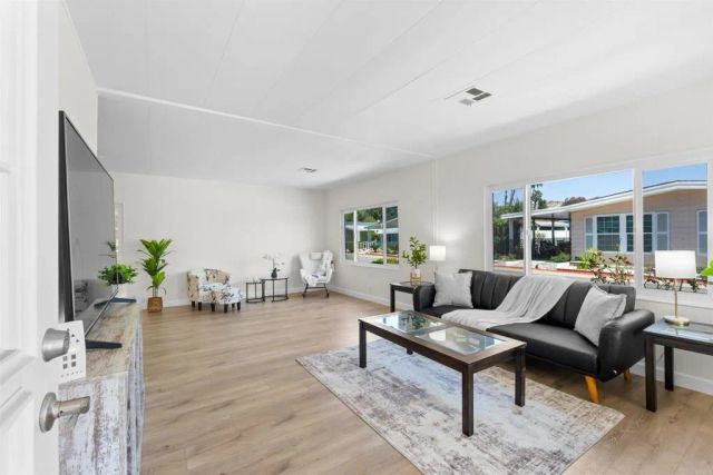 2250 N Broadway SPC 4, Escondido, CA 92026