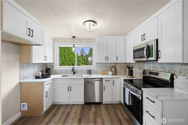 16518 26th Avenue SE, Bothell, WA 98012