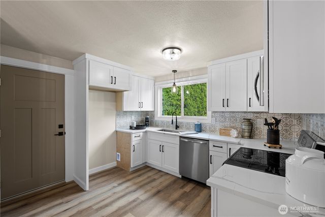 16518 26th Avenue SE, Bothell, WA 98012