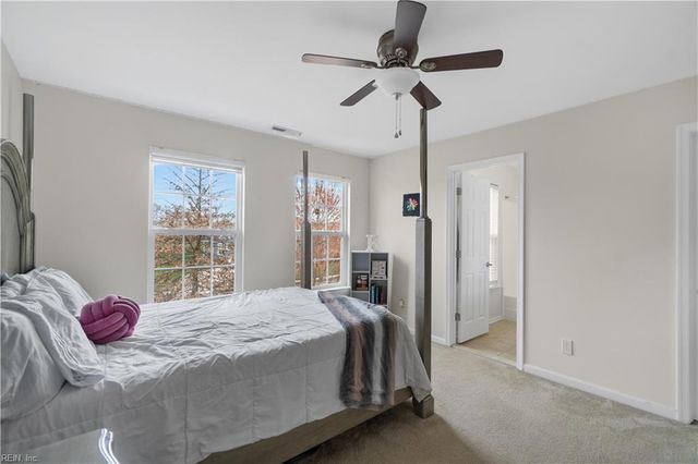 126 Torrington CIR, Suffolk, VA 23436