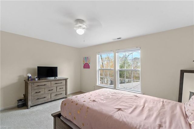 126 Torrington CIR, Suffolk, VA 23436