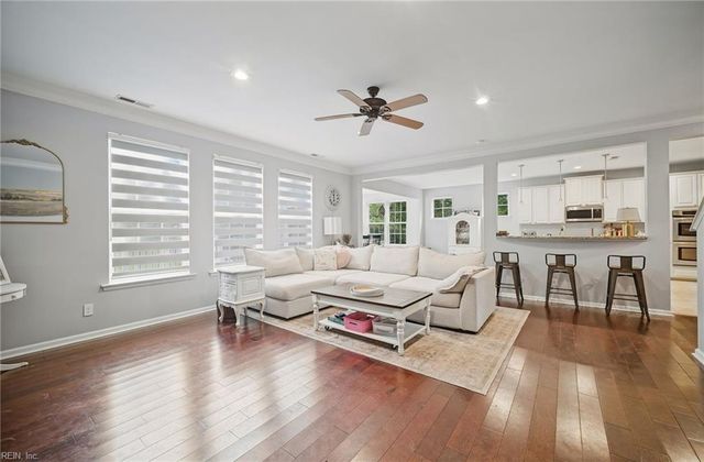 126 Torrington CIR, Suffolk, VA 23436