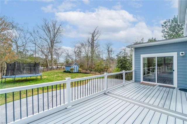 126 Torrington CIR, Suffolk, VA 23436