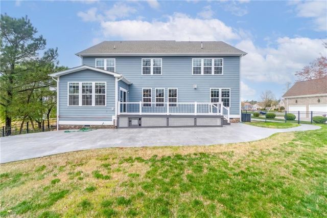126 Torrington CIR, Suffolk, VA 23436