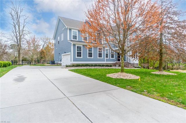 126 Torrington CIR, Suffolk, VA 23436