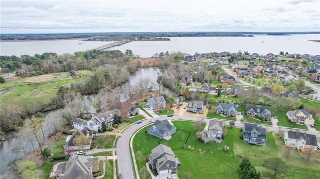 126 Torrington CIR, Suffolk, VA 23436