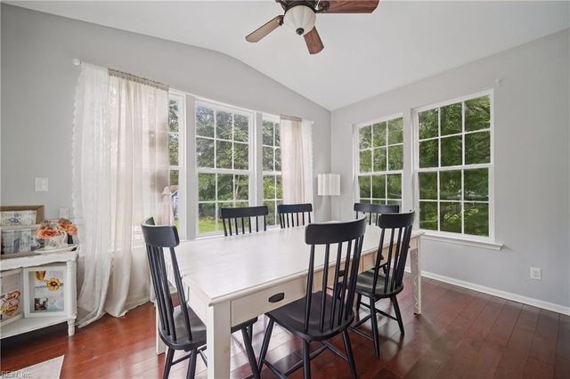 126 Torrington CIR, Suffolk, VA 23436
