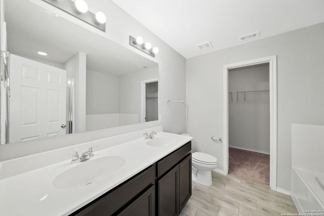 12042 SILVER LGT, San Antonio, TX 78254